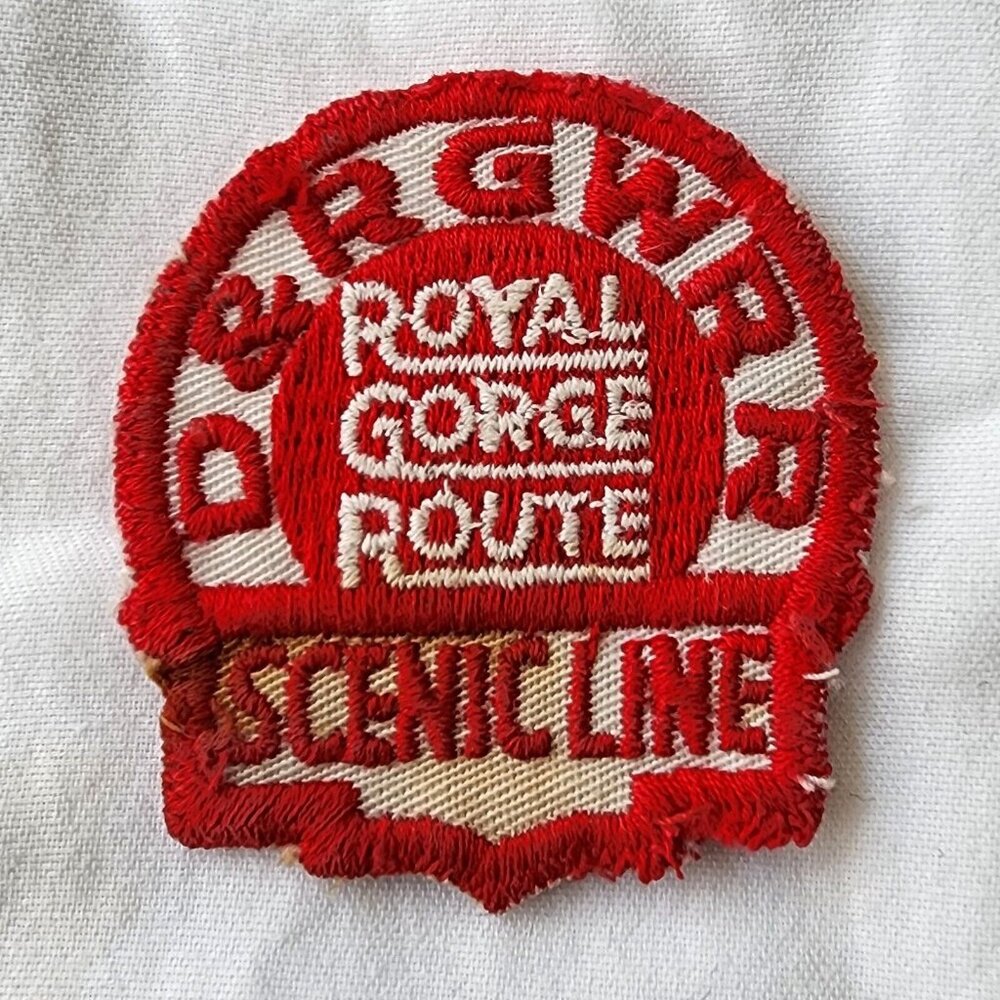 ROYAL GORGE ROUTE RAILROAD Scenic Line Vintage 1950s Embroidered Patch D&R GWRR‎
